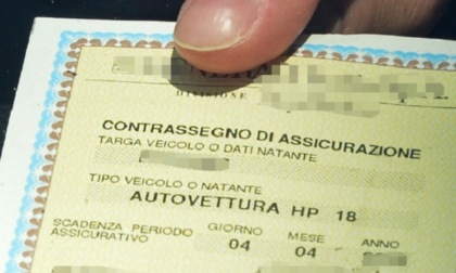 Stipula assicurazione on line ma è una truffa: denunciata dai carabinieri
