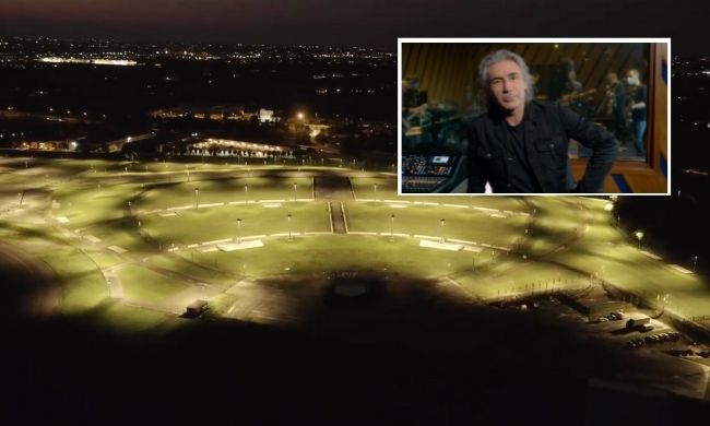 Ligabue torna in concerto con un live evento per inaugurare la RCF Arena di Reggio Emilia