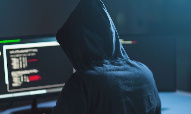 Hacker ruba 3000 euro da un conto corrente e si compra un computer nuovo
