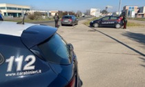 Controlli stradali dei Carabinieri: 8 persone denunciate per droga e armi