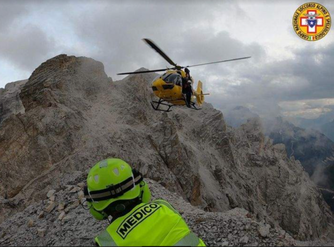 Civago, alpinista cade nel vuoto e resta sospesa durante la scalata della Ferrata Monte Penna