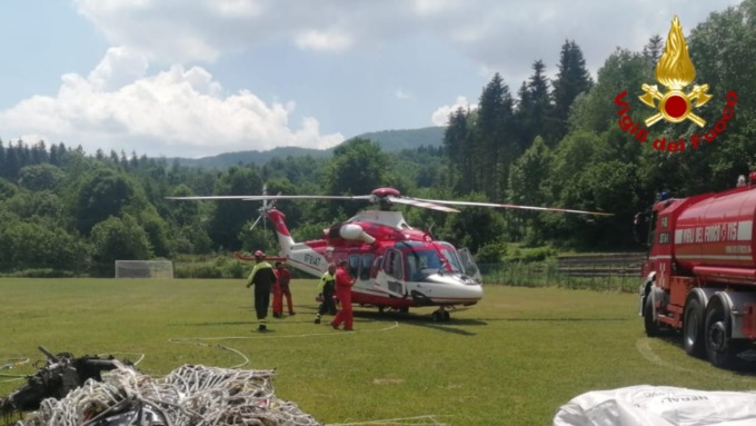 Recuperati i rottami dell’elicottero scomparso