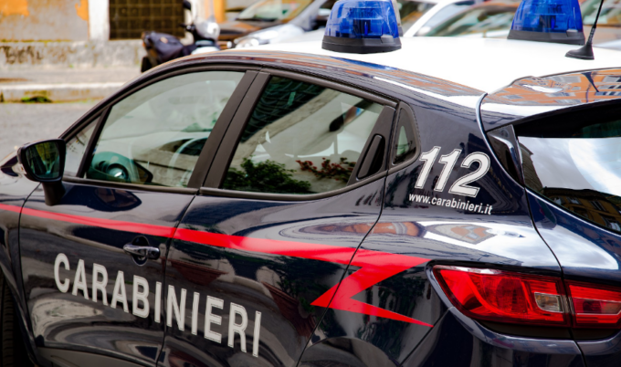 Reggiolo, indagini in corso per il furto con scasso in un negozio di estetica