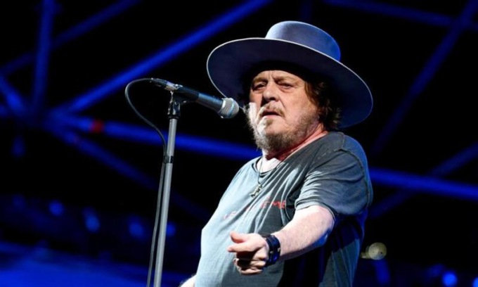 Zucchero contro tutti, tra Sanremo e “Beatles e U2? Musicisti mediocri”