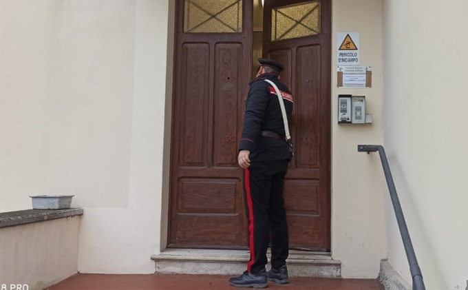 Frustava il figlio con un cavo elettrico, oggi la condanna definitiva