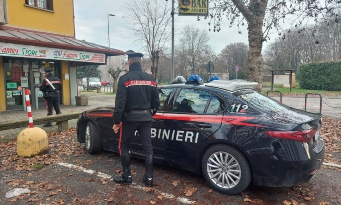 Guastalla, rintracciato il rapinatore armato di cacciavite che rubò un incasso di 800 euro
