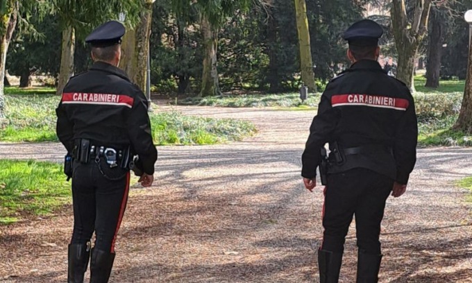 Scandiano, viola il divieto di avvicinamento e continua con lo stalking alla moglie