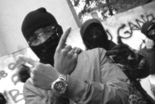 Rapinava gli studenti minacciandoli, arrestato trapper 27enne residente a Boretto