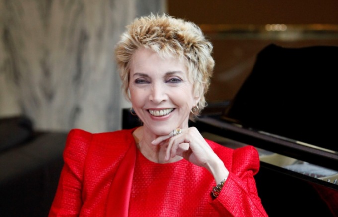 Al Teatro Valli un incontro per omaggiare Mariangela Melato