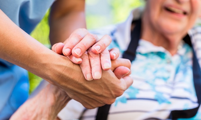 Al via la “Settimana del Caregiver” nei comuni del Distretto ceramico: iniziative ed eventi dal 13 al 20 maggio