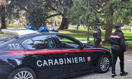 Carabinieri trovano della cocaina dentro ad una cassetta Telecom