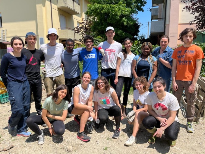 Gli studenti di Medicina di Unimore in Romagna per aiutare dopo l’alluvione