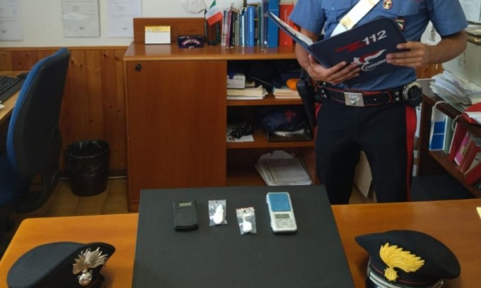Spacciava droga alla festa della birra: denunciato un 50enne