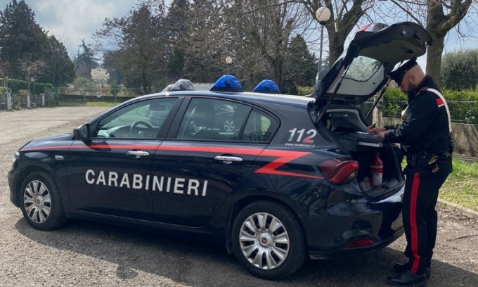 17enne seguito e rapinato: denunciati due minori