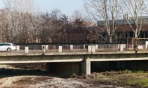 Reggio Emilia, accelerano i lavori per riaprire il ponte sul Crostolo insieme alle scuole
