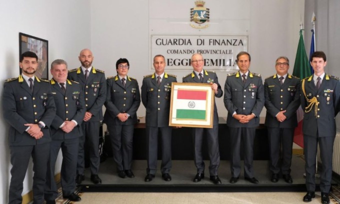 Il Comandante Interprovinciale per l’Italia Centro Settentrionale  della Guardia di Finanza in visita a  Reggio Emilia