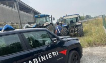Carabinieri recuperano due trattori rubati