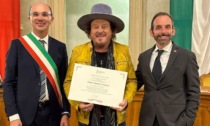 Zucchero riceve la cittadinanza onoraria di Reggio: "qui mi sento a casa"