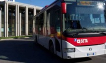 Scontro tra bus in Caserma Zucchi: nove feriti