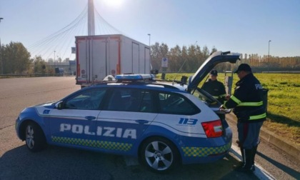 Polizia Stradale: su 71 mezzi controllati 29 non erano in regola