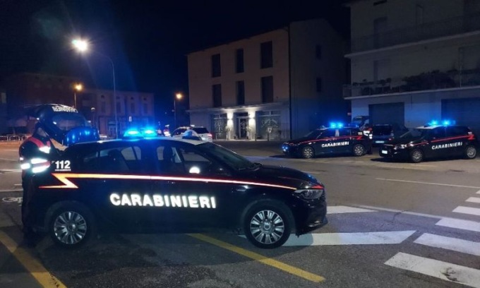 Nella tasca della giacca un chilogrammo di eroina
