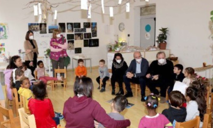 Gli auguri del Sindaco e dell’Assessora agli studenti reggiani