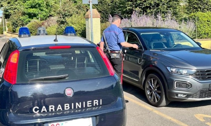 Molestava e minacciava l’ex moglie: divieto di avvicinamento