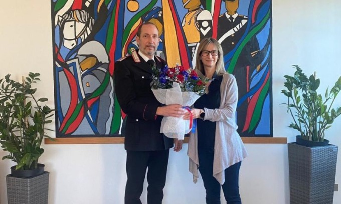 Un murales per la caserma dei Carabinieri