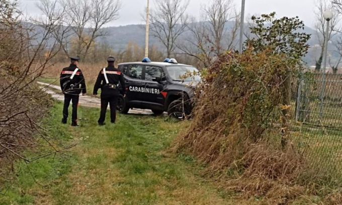 Si allacciano abusivamente alla rete elettrica: denunciati in otto
