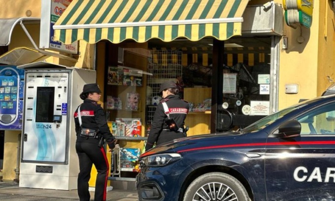 Rapina a mano armata in una tabaccheria di Caprara di Campegine
