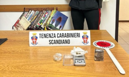 Gli trovano hashish in tasca e Lsd a casa: fermato un 24 enne