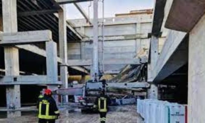 Reggio si ferma per ricordare le cinque vittime di Firenze
