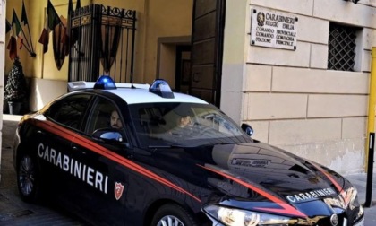 Picchia medico che la sta curando al Pronto Soccorso: denunciata 26enne dai Carabinieri