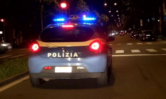 Polizia Stradale sulle strade di ritorno dalle discoteche: ritirate sei patenti