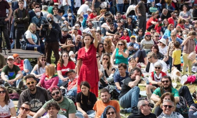 Rapinati i volontari di Casa Cervi