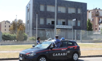 Ruba materiale ferroso in un'azienda: denunciato dai Carabinieri