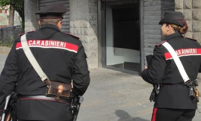 Divieto di avvicinamento per compagno violento