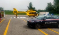 Cade dal tetto di un capannone: operaio egiziano ricoverato a Parma in condizioni disperate