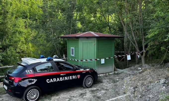 Rinvenuta bomba a mano in un terreno agricolo a Scandiano