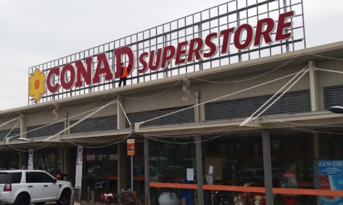 Furto con spaccata ai Conad di Sant’Ilario d’Enza e Poviglio