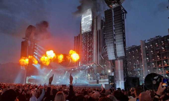 Reggio si prepara alla calda esibizione dei berlinesi Rammstein