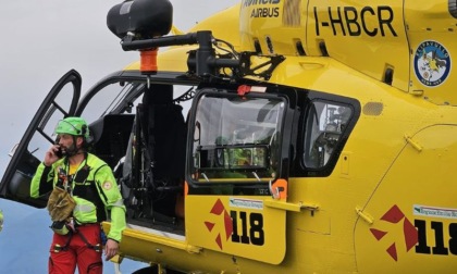 Doppio incidente in montagna: 70enne accusa un malore e Vigile del Fuoco si ribalta con il quad