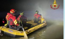 Mentre percorre la golena del Po in bici si perde: soccorso dai vigili del fuoco