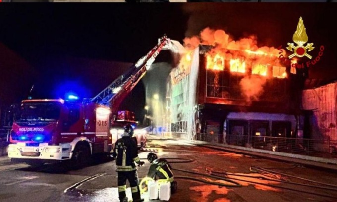 “Inferno” all’Inalca di via Due Canali: danni ingentissimi