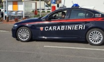 Al supermercato va in escandescenza e poi aggredisce i carabinieri: arrestato