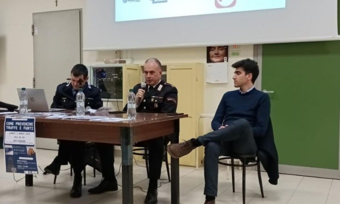 Castelnovo, i Carabinieri e L’Amministrazione locale hanno incontrato i cittadini per parlare di sicurezza