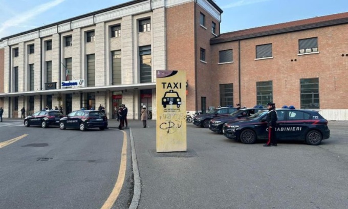Da oggi l’Esercito presidia la Stazione storica dei treni