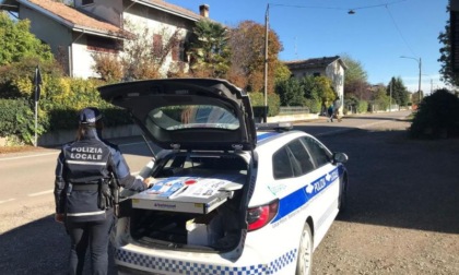 Multe e sequestro per guida abusiva, senza patente ed assicurazione
