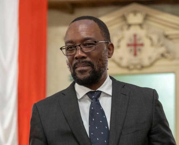Conferita la cittadinanza onoraria a Samito Machel