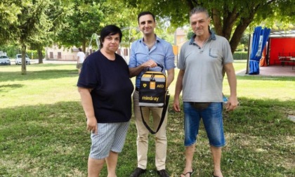 Donati quattro nuovi defibrillatori semiautomatici